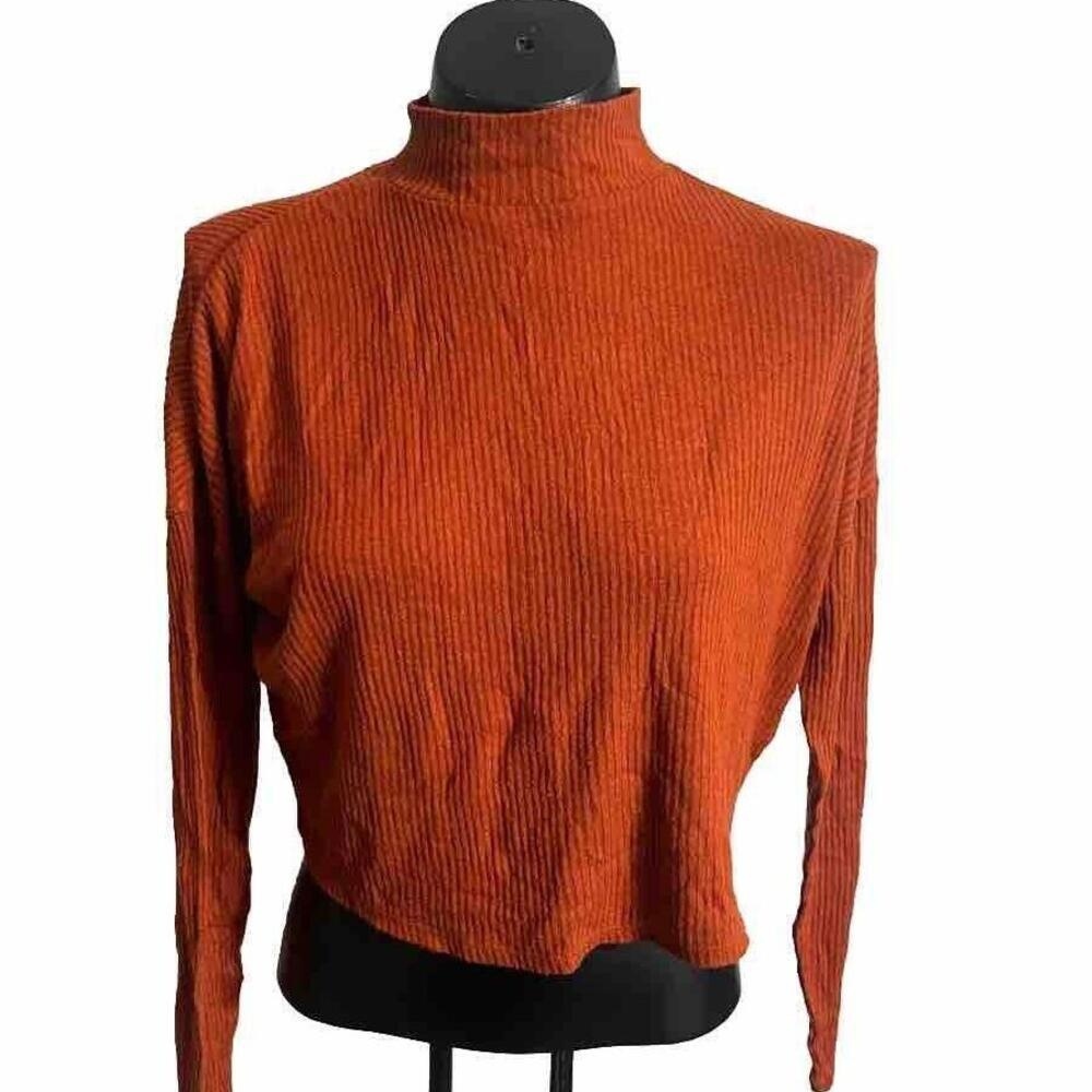 Tall Small - Women's‎ - Garage Ribbed Mock Neck Cropped Sweater